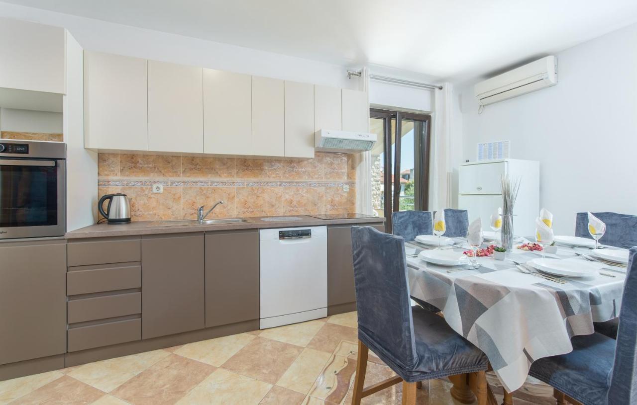 Apartmani Lorena Пореч Екстер'єр фото