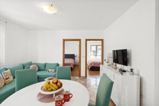 Apartmani Lorena Пореч Екстер'єр фото