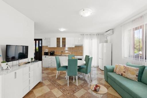 Apartmani Lorena Пореч Екстер'єр фото